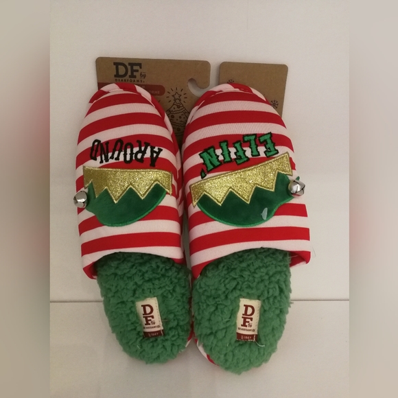 🆕 women's size 7-8 Christmas memory foam comfort elf red striped slippers - Picture 5 of 5